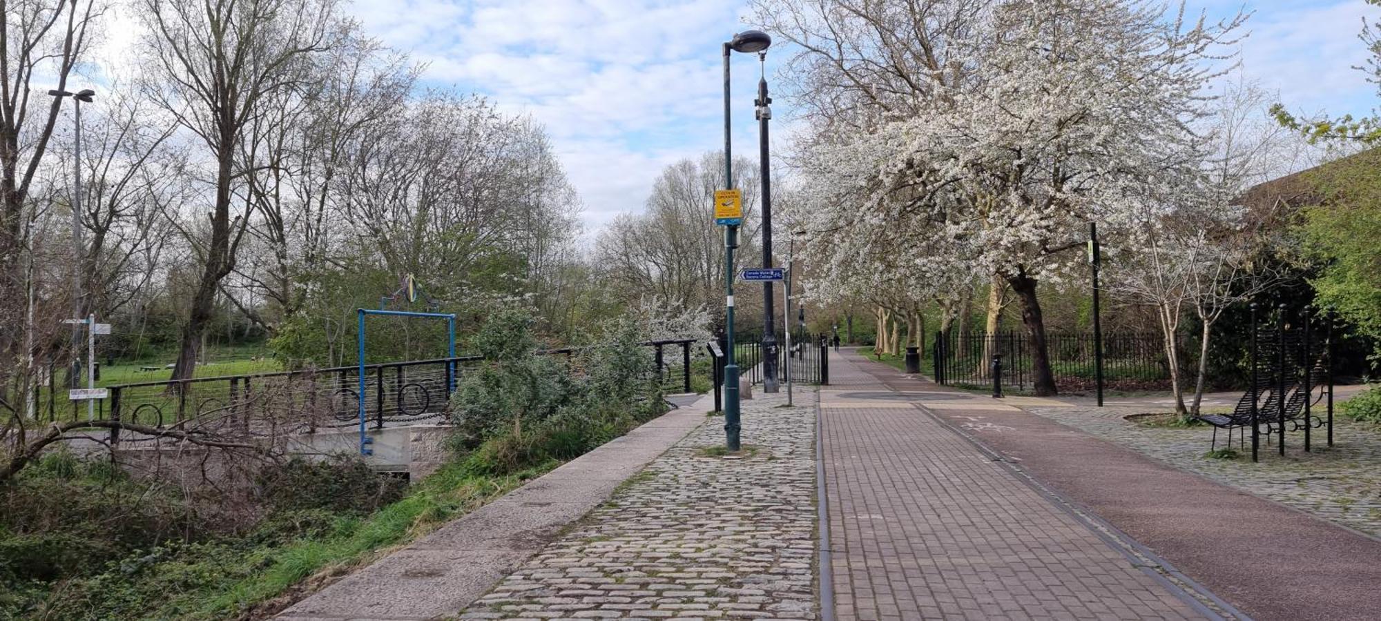 Riverside 1Br With Easy Transport 20Min To City Centre Лондон Экстерьер фото